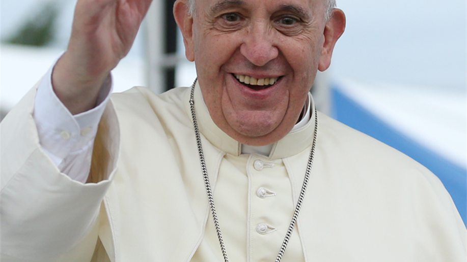 Papa Francisco celebra 10 anos de pontificado com os cardeais e um