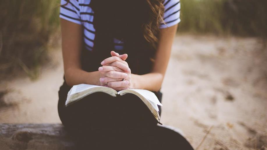 No mês da Bíblia, Dr. Palmini reforça os benefícios da oração